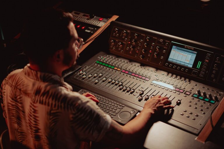 Orchestra recording animated