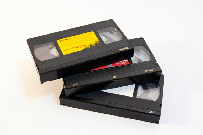 Close vhs tape