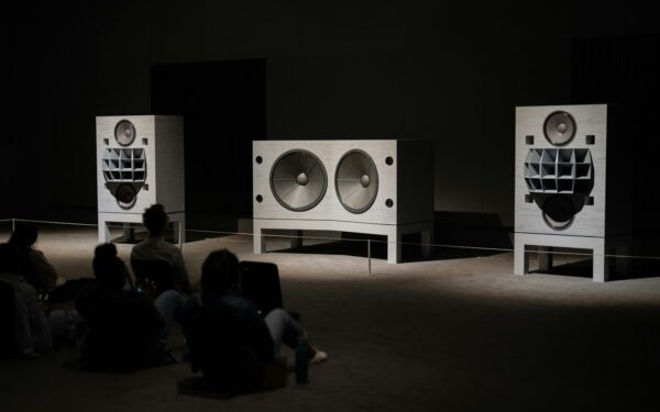 How to choose a film by soundtrack: a simple guide to watching with your ears