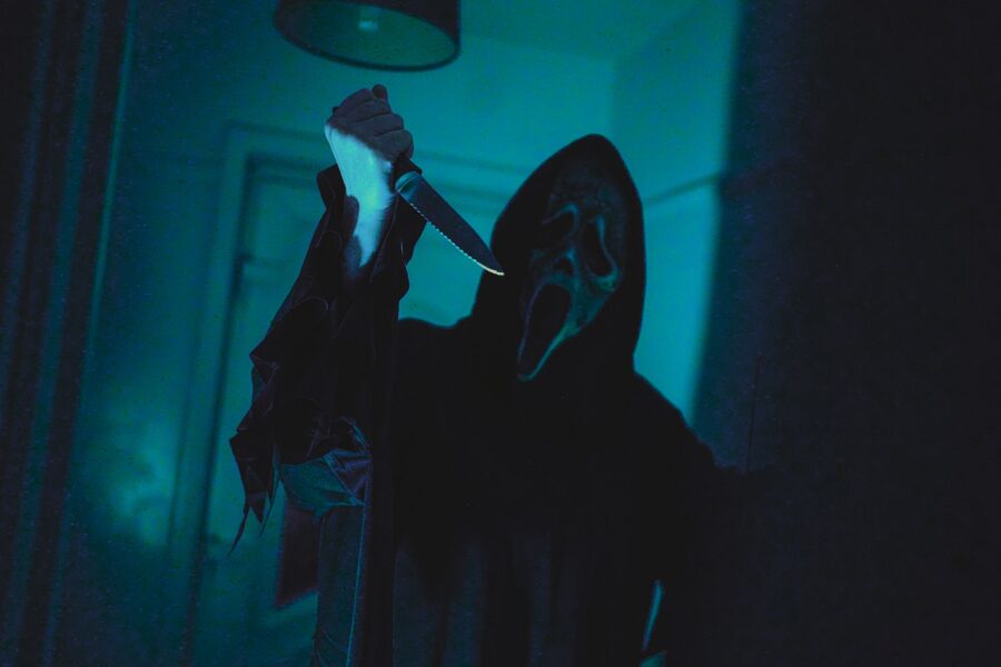 Horror movie mask