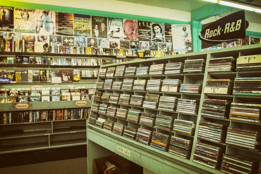 Retro video rental