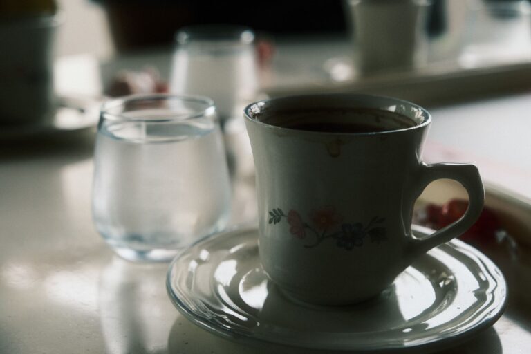 Continuity error coffee