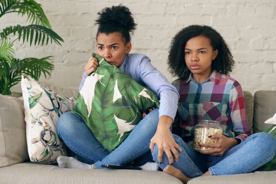 Laid-back movie nights: low-effort films that still feel satisfying - Comedy Drama Family movies Home cinema