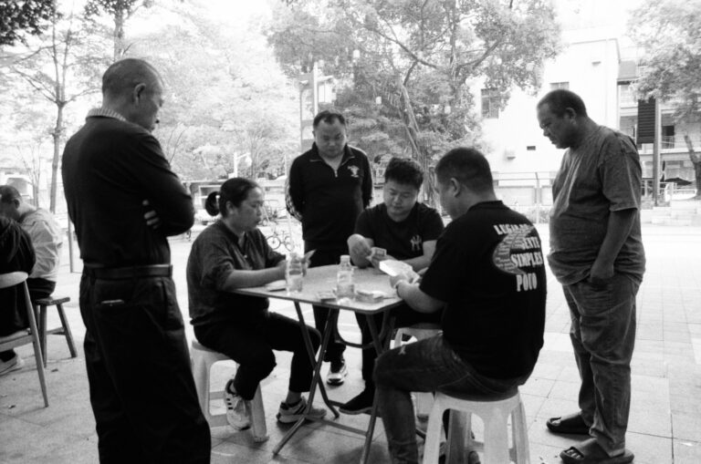 Friends arguing cafe